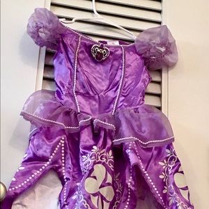 Princess Sofia Dress up!!!